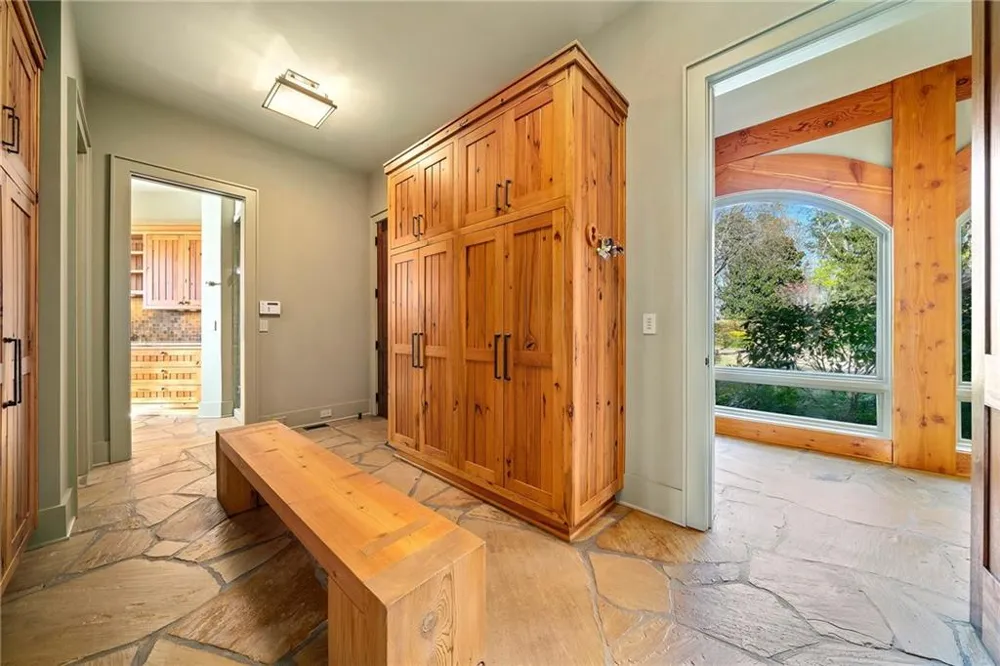 1103 Apple Pie Ridge Road Alto, GA 30510