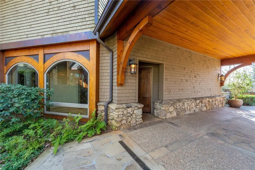 1103 Apple Pie Ridge Road Alto, GA 30510