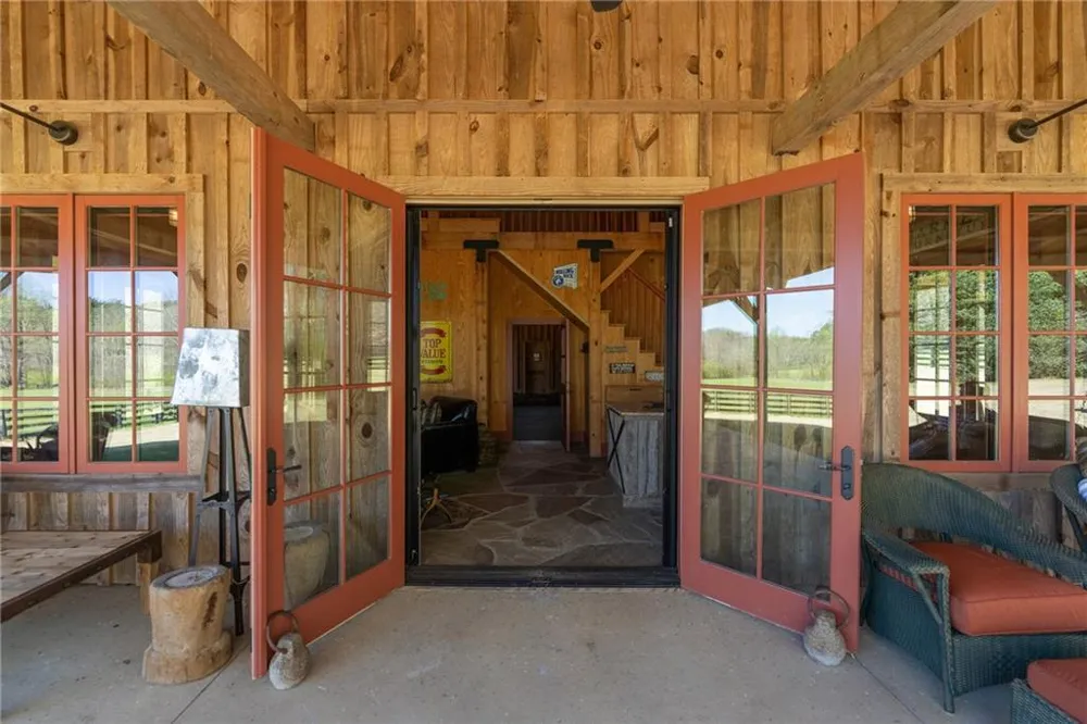 1103 Apple Pie Ridge Road Alto, GA 30510