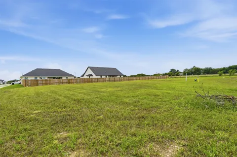 585 Highview Court