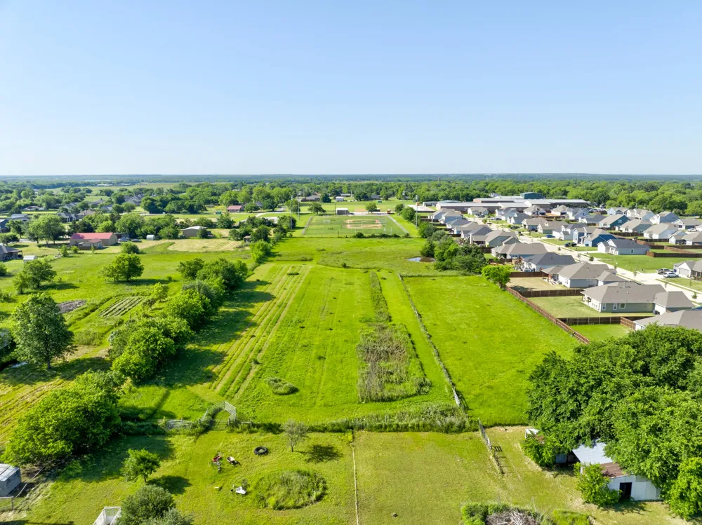 305 Swaha Drive Tioga, TX 76271