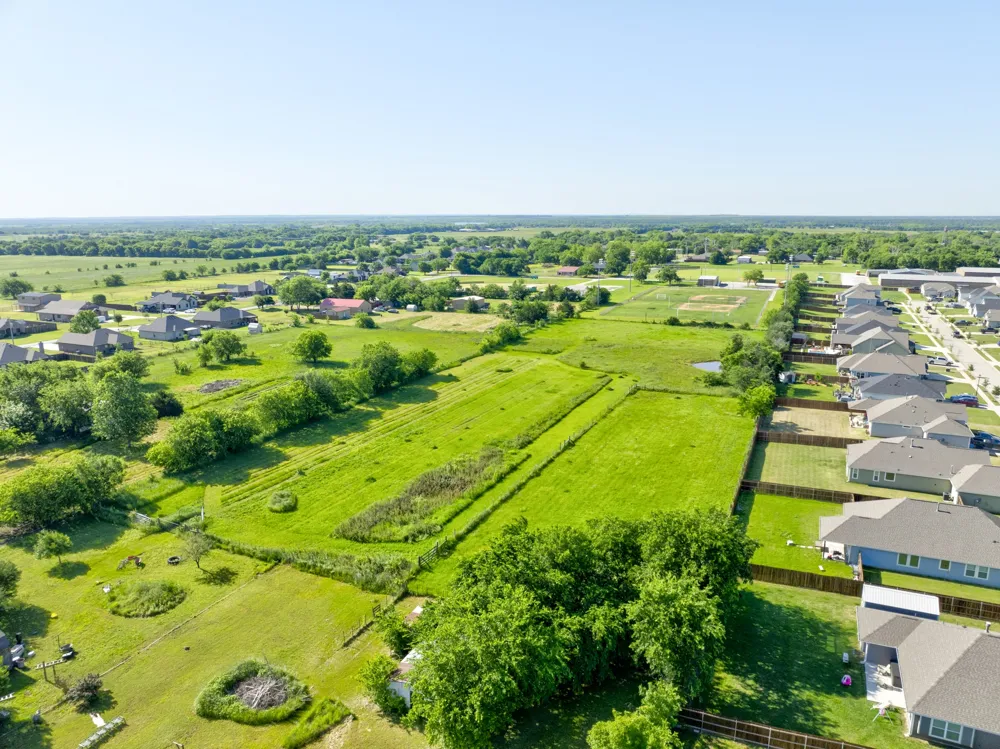 305 Swaha Drive Tioga, TX 76271