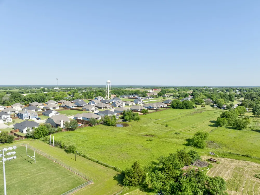 305 Swaha Drive Tioga, TX 76271