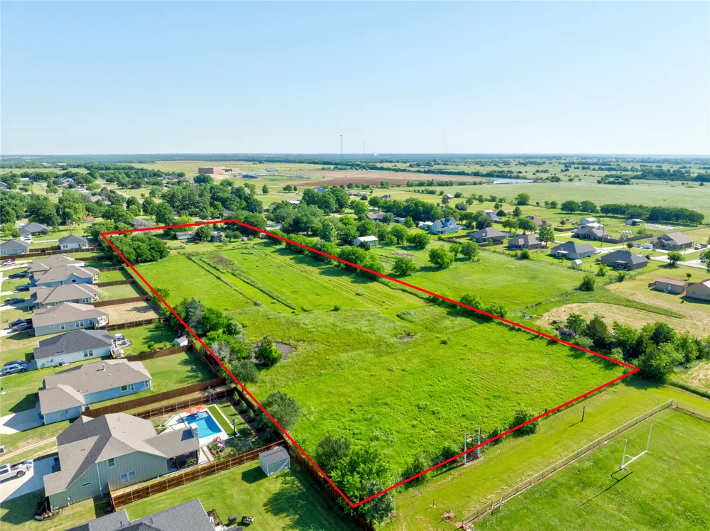 305 Swaha Drive Tioga, TX 76271