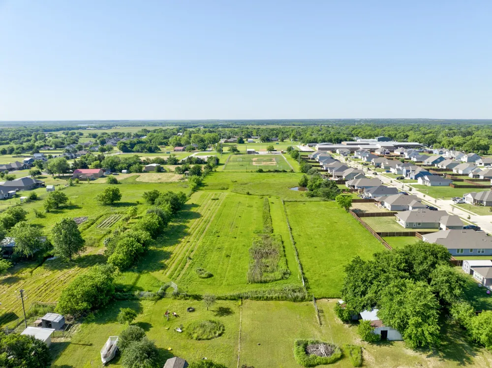 305 Swaha Drive Tioga, TX 76271