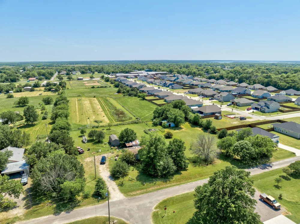 305 Swaha Drive Tioga, TX 76271