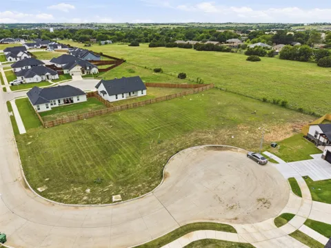 589 Highview Court
