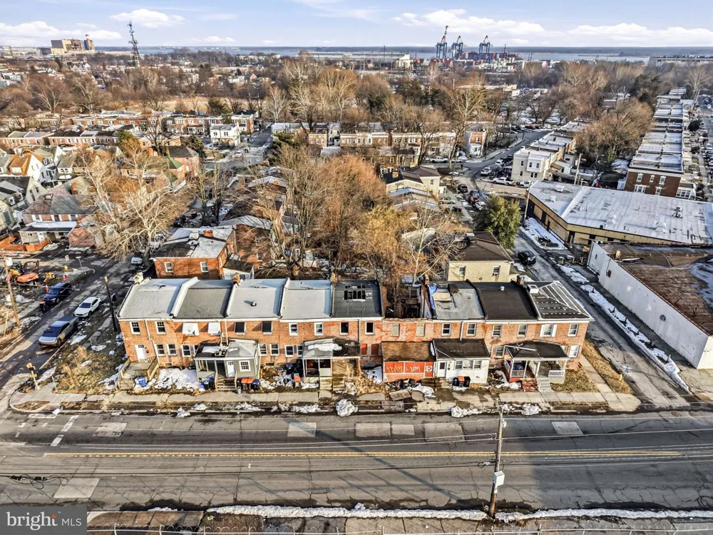 1009 MORTON AVENUE Chester, PA 19013