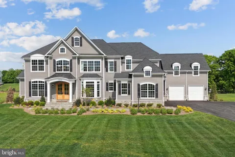 36660 HESKETT LANE