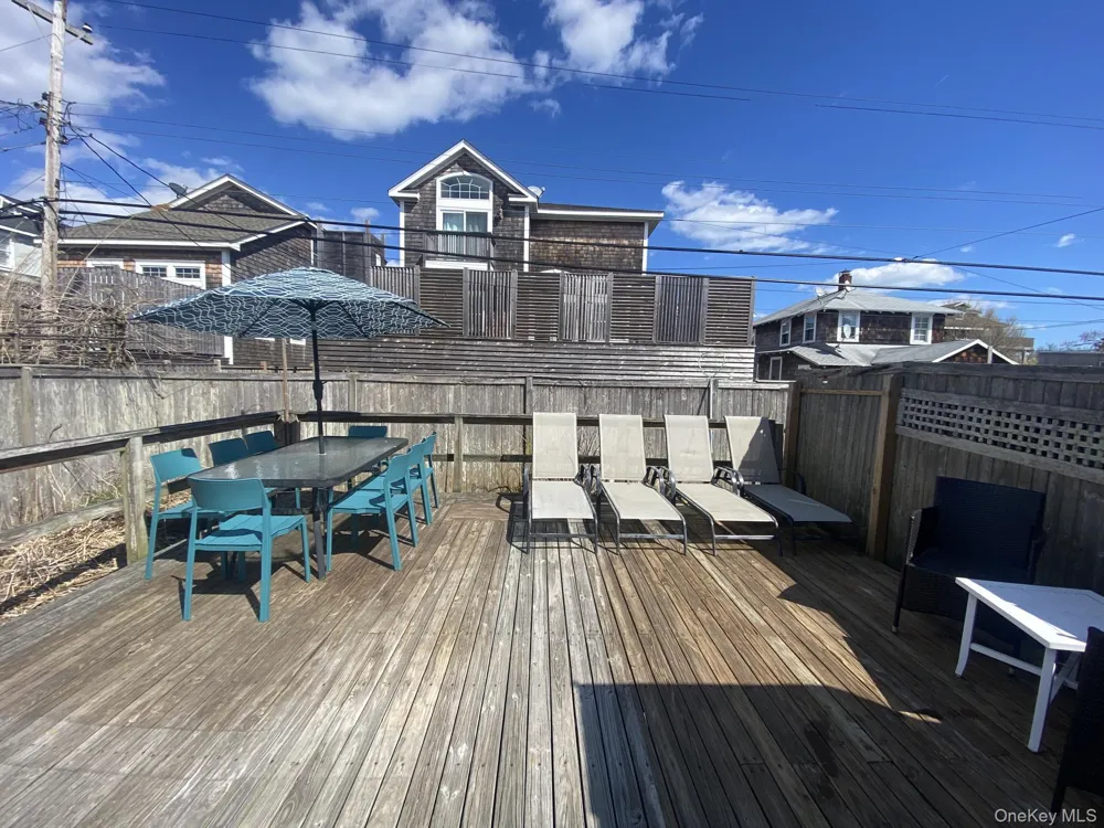 291 Cottage Walk Ocean Beach, NY 11770