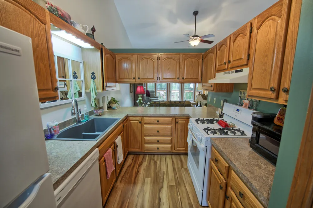 910 Cherrywood Circle Portland, MI 48875