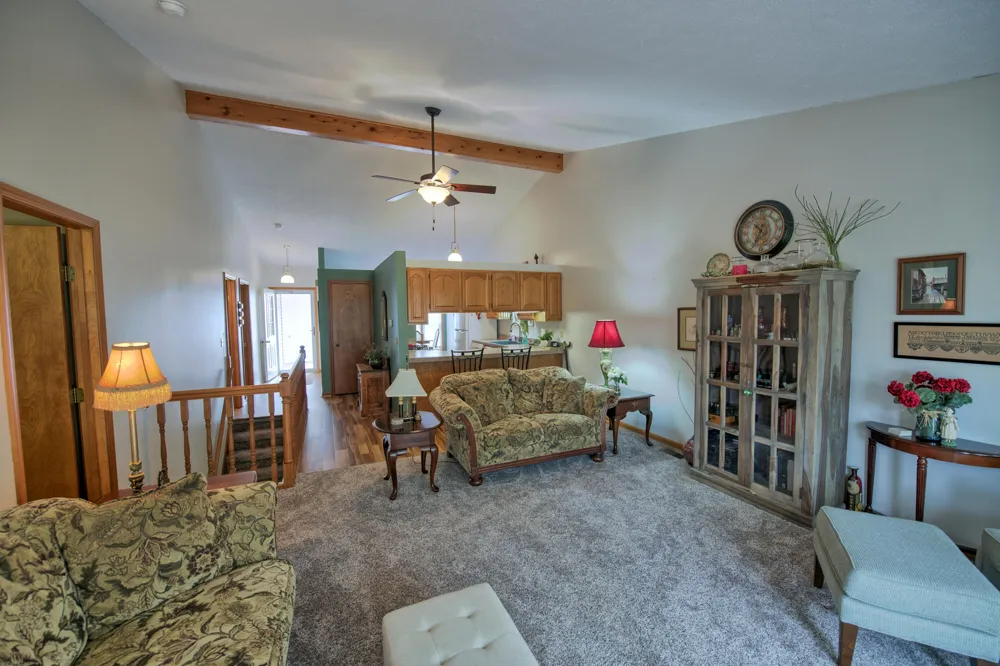 910 Cherrywood Circle Portland, MI 48875