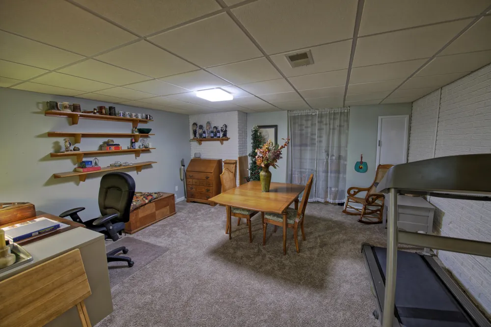 910 Cherrywood Circle Portland, MI 48875