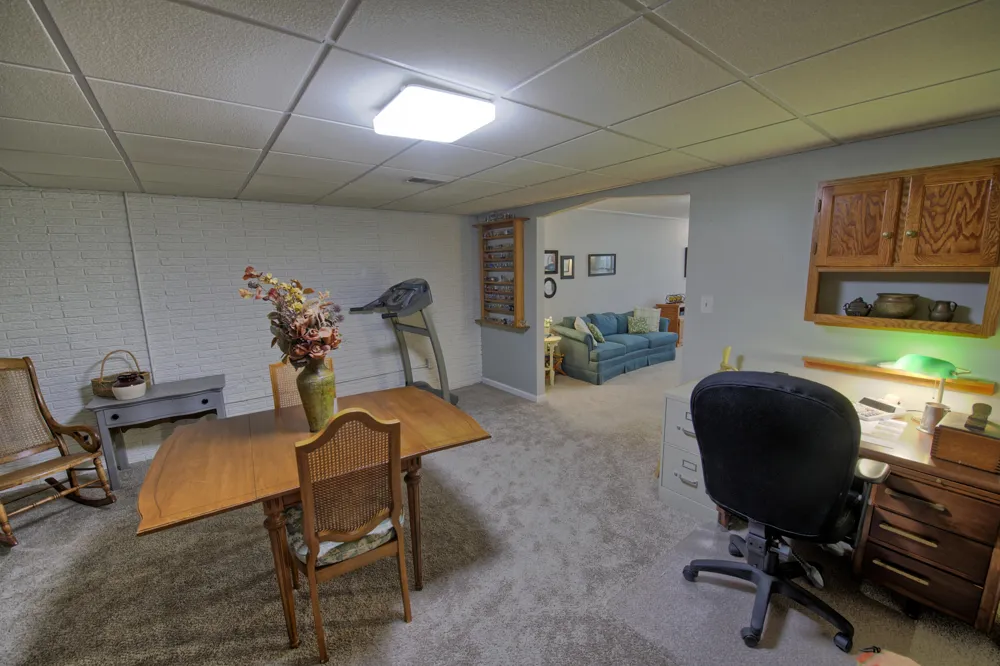 910 Cherrywood Circle Portland, MI 48875