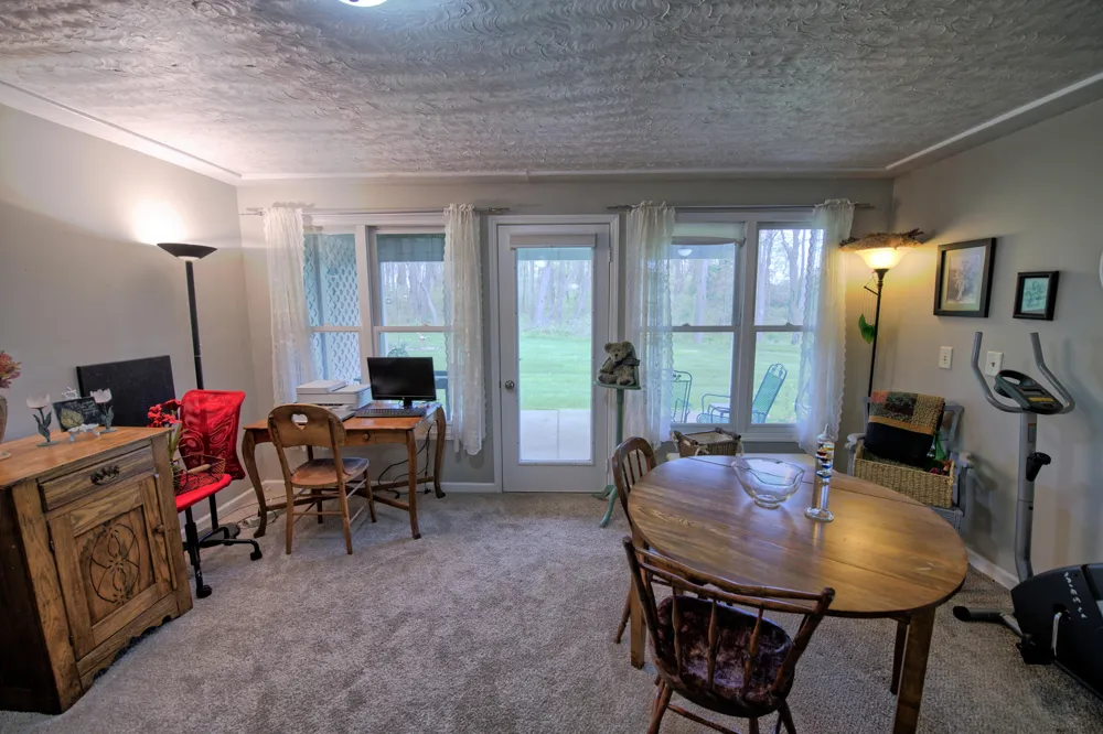 910 Cherrywood Circle Portland, MI 48875