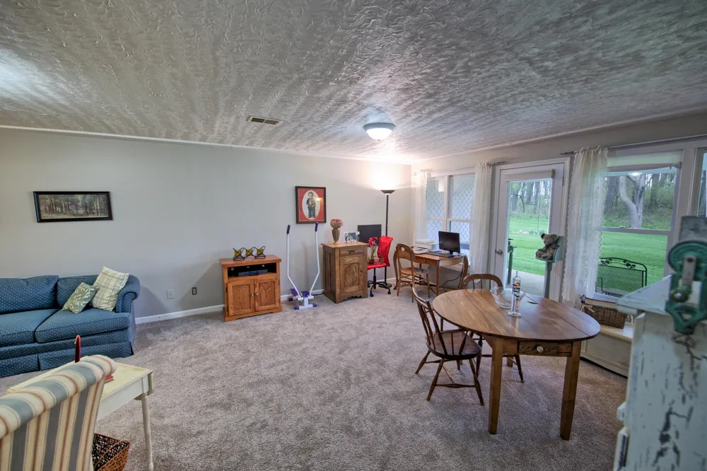 910 Cherrywood Circle Portland, MI 48875