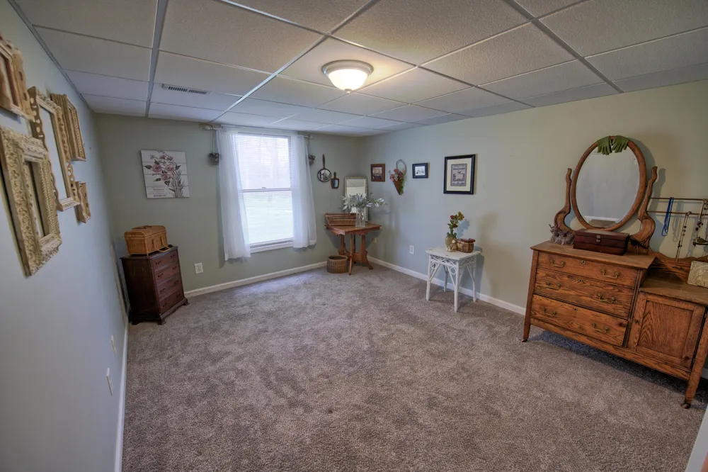 910 Cherrywood Circle Portland, MI 48875
