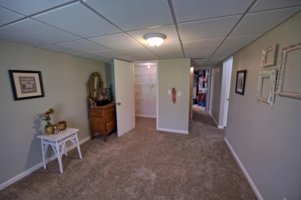 910 Cherrywood Circle Portland, MI 48875