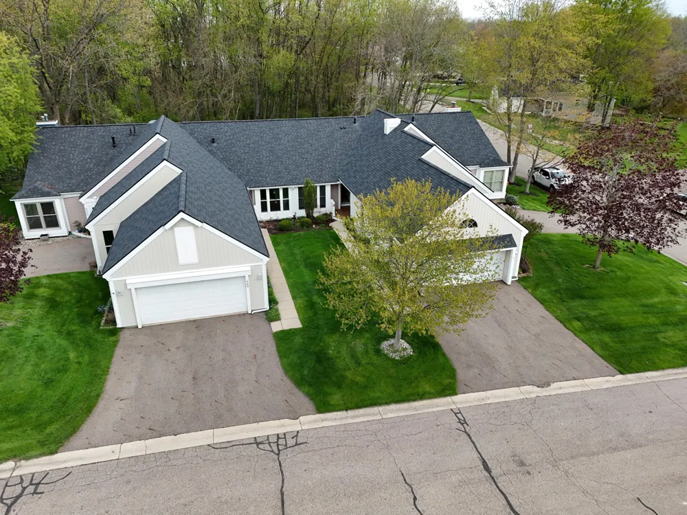 910 Cherrywood Circle Portland, MI 48875