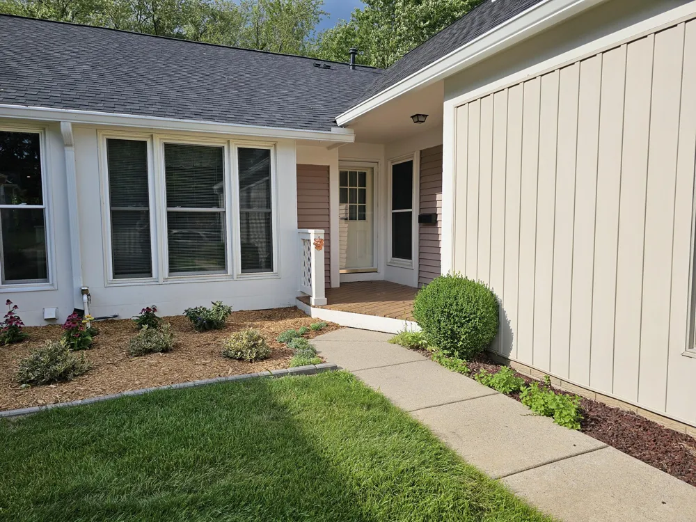 910 Cherrywood Circle Portland, MI 48875