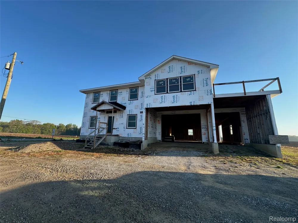 7988 Layton Road Handy Township, MI 48836