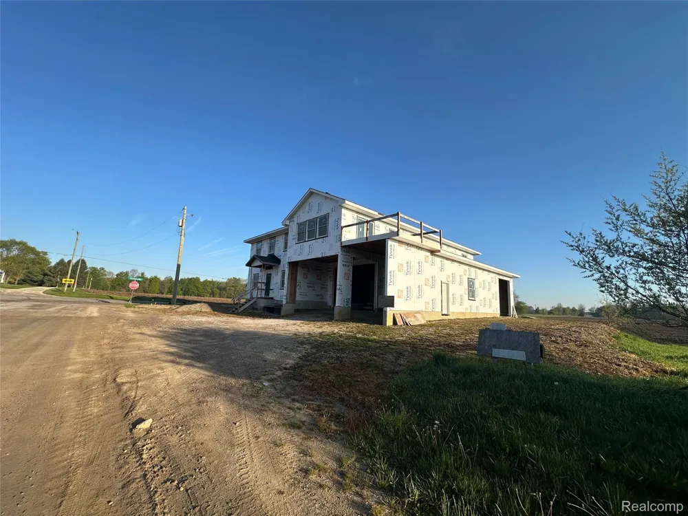 7988 Layton Road Handy Township, MI 48836