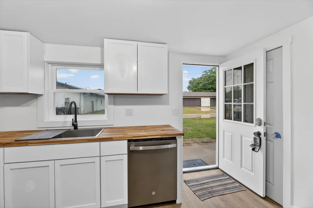 14471 Frances Avenue Johnstown Township, MI 49017