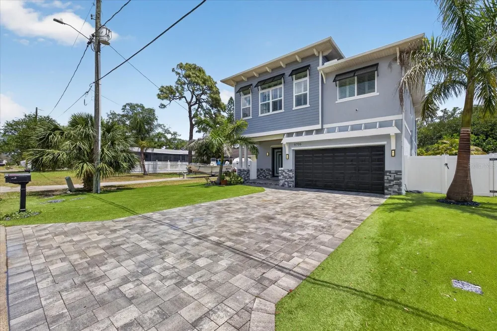 6706 S STERLING AVENUE Tampa, FL 33611