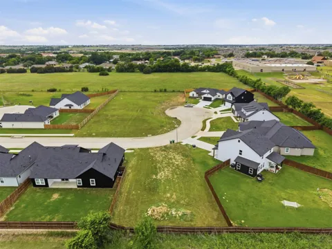 572 Highview Court