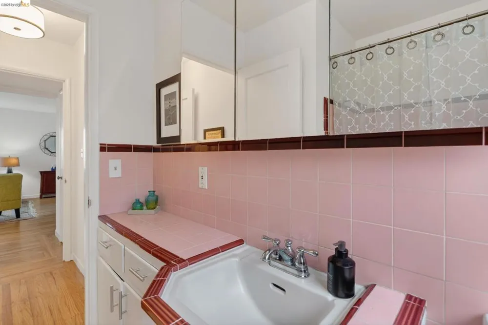 1825 Highland Pl. #1831 Berkeley, CA 94709