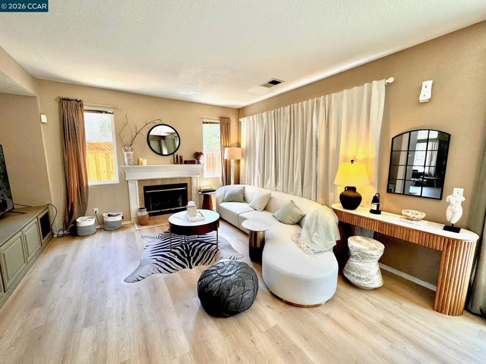 1481 Heatherfield Way Tracy, CA 95376