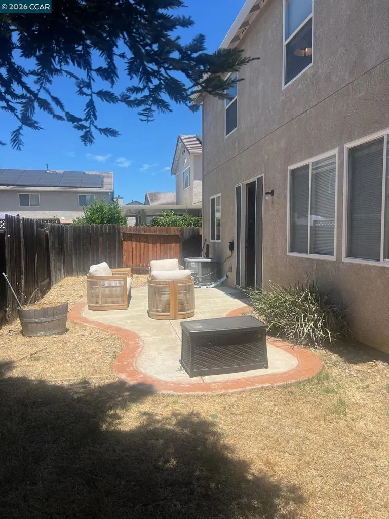 1481 Heatherfield Way Tracy, CA 95376