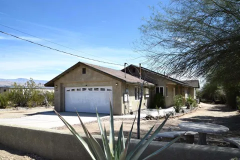 2527 Flying U Road