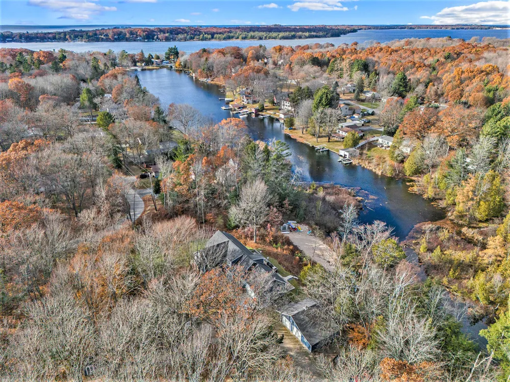 6774 Mears Road Ludington, MI 49431