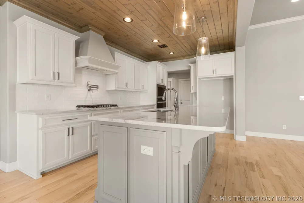 1507 Cedarwood Drive Claremore, OK 74017