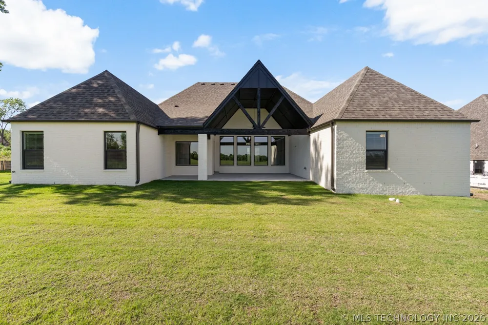 1507 Cedarwood Drive Claremore, OK 74017