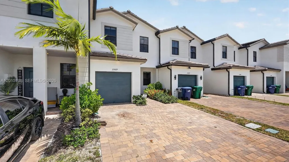 23029 SW 128th Pl Miami, FL 33170