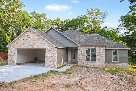 18855 W Hunters Court