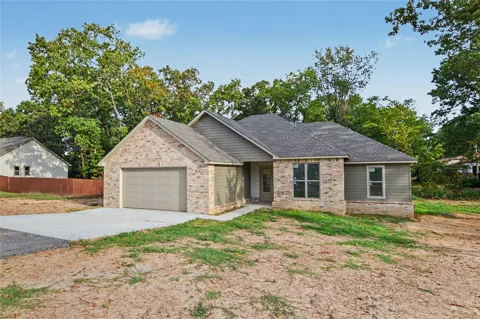 18855 W Hunters Court
