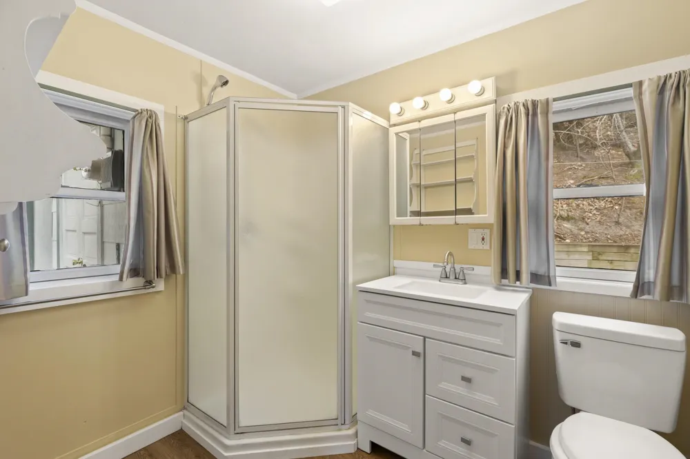 8368 Portage Point Drive Onekama Township, MI 49675