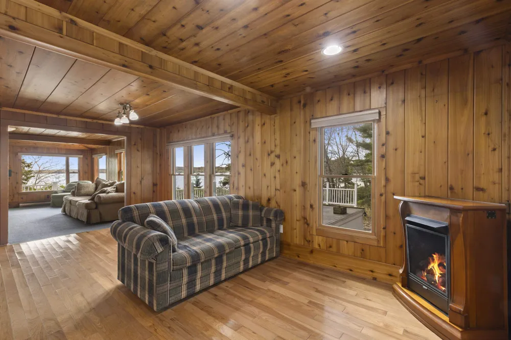 8368 Portage Point Drive Onekama Township, MI 49675