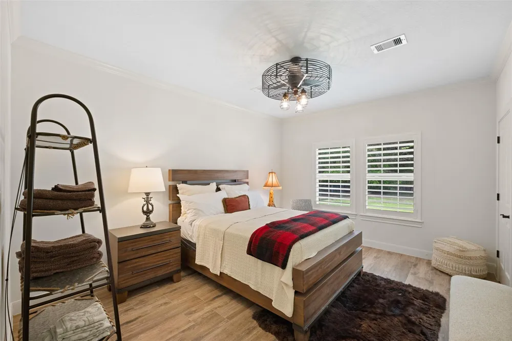 404 Saint Andrews Drive New Ulm, TX 78950