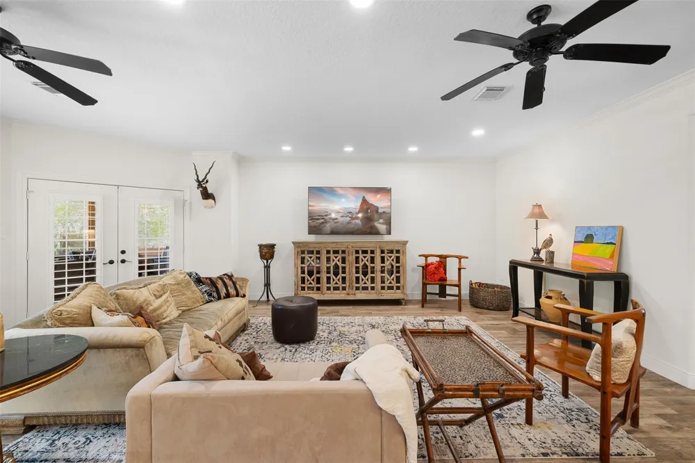 404 Saint Andrews Drive New Ulm, TX 78950
