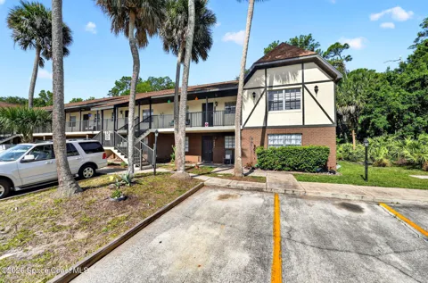 2978 Sir Hamilton Circle #7