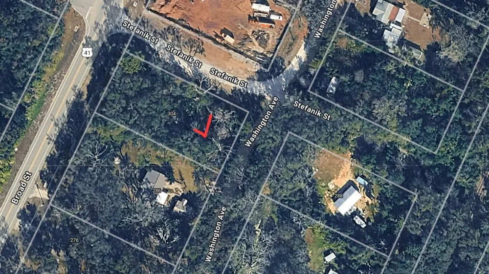 BROAD STREET Brooksville, FL 34604