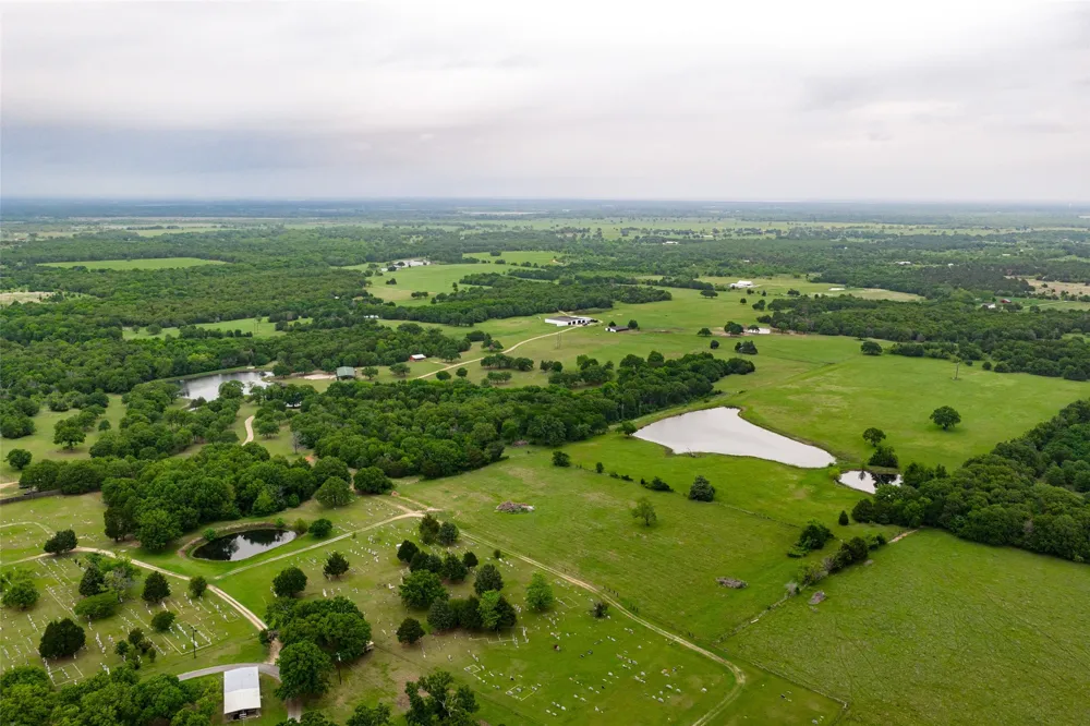5531 NE County Road 3130 Kerens, TX 75144