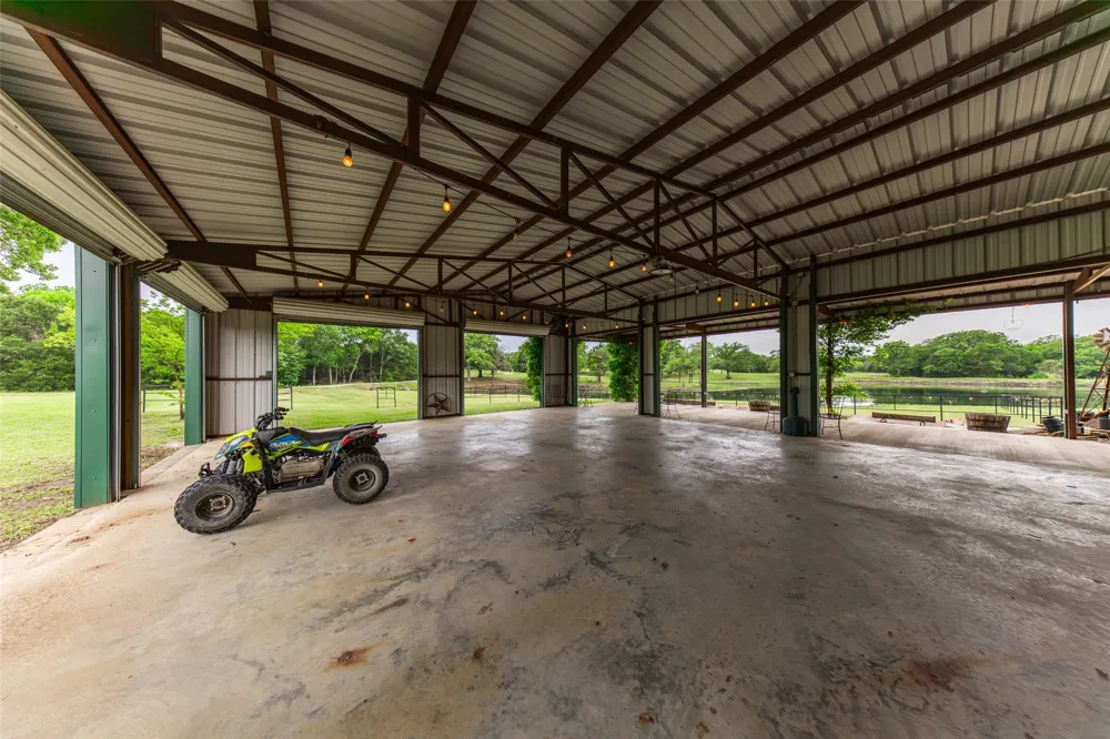 5531 NE County Road 3130 Kerens, TX 75144