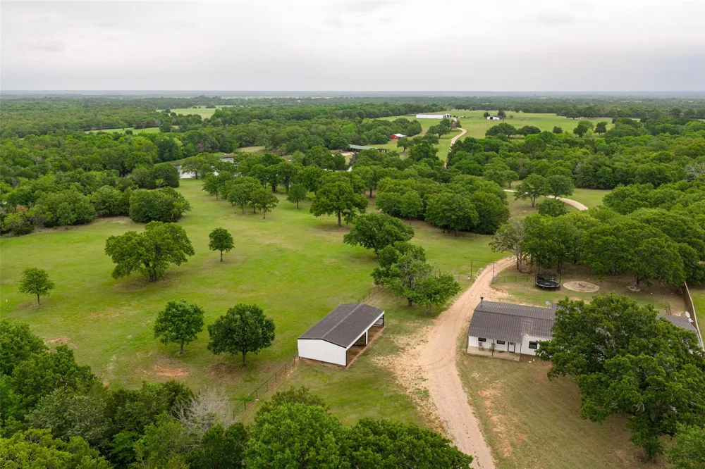 5531 NE County Road 3130 Kerens, TX 75144