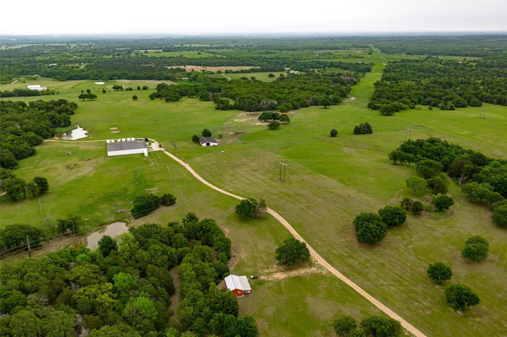 5531 NE County Road 3130 Kerens, TX 75144