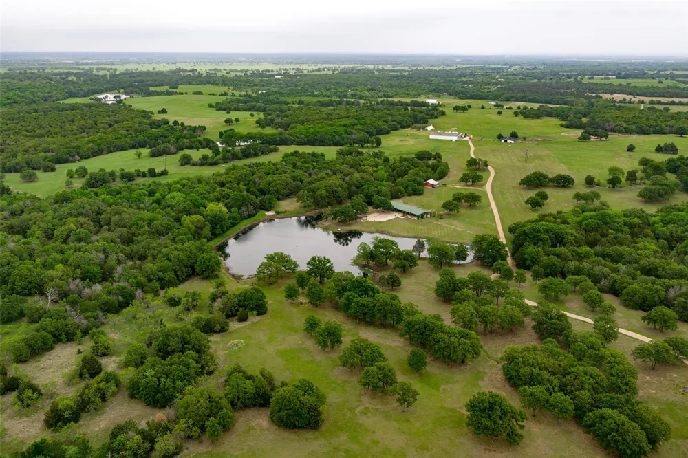 5531 NE County Road 3130 Kerens, TX 75144
